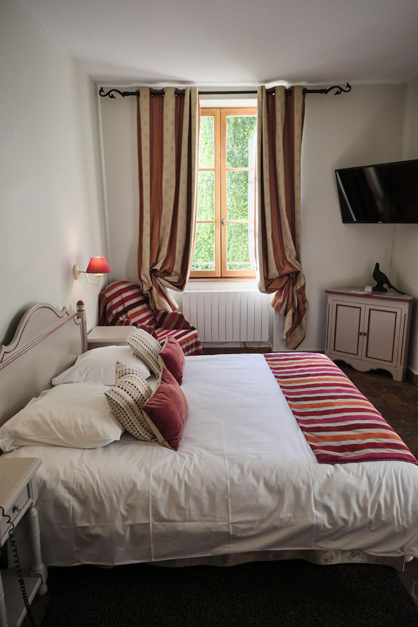 Hostellerie De La Tour D'Auxois Saulieu Exteriér fotografie