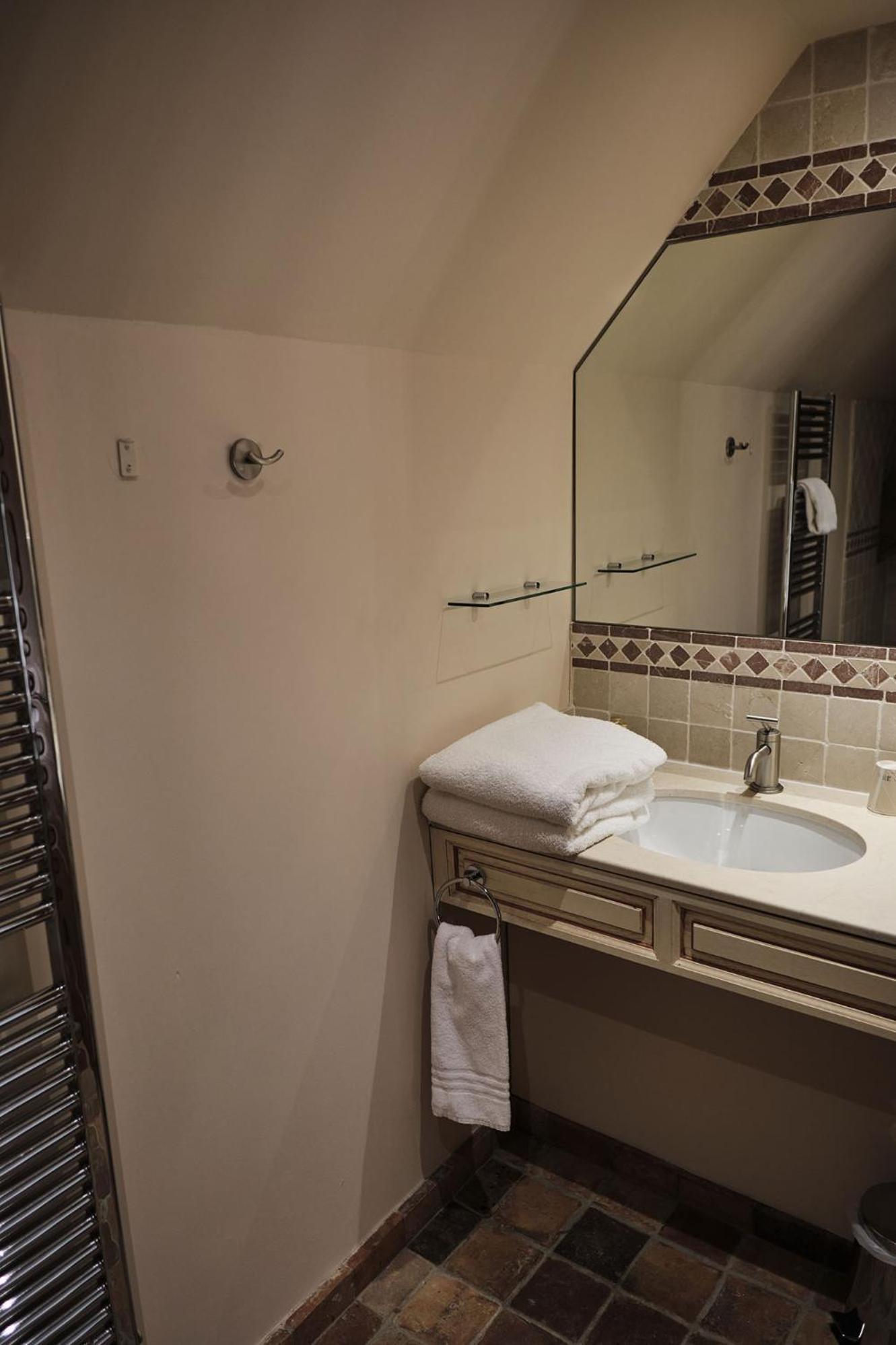 Hostellerie De La Tour D'Auxois Saulieu Exteriér fotografie